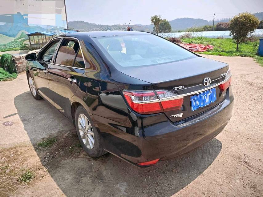 Toyota Camry 2.0G Lead