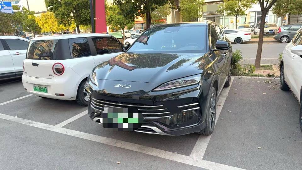 BYD PLUS New Energy DM i 112KM
