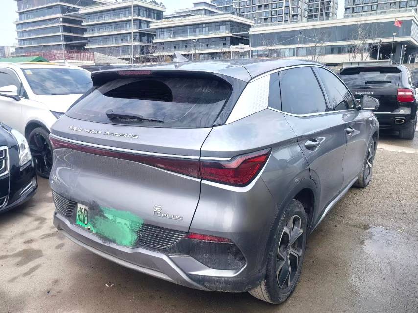BYD PLUS 510KM