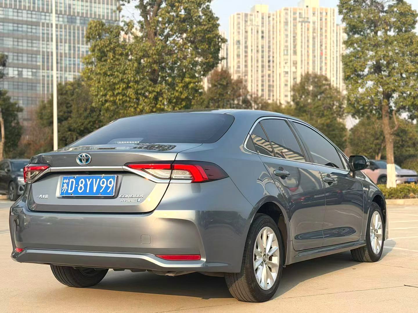 Toyota Corolla Hybrid 1.8L E CVT Флагман