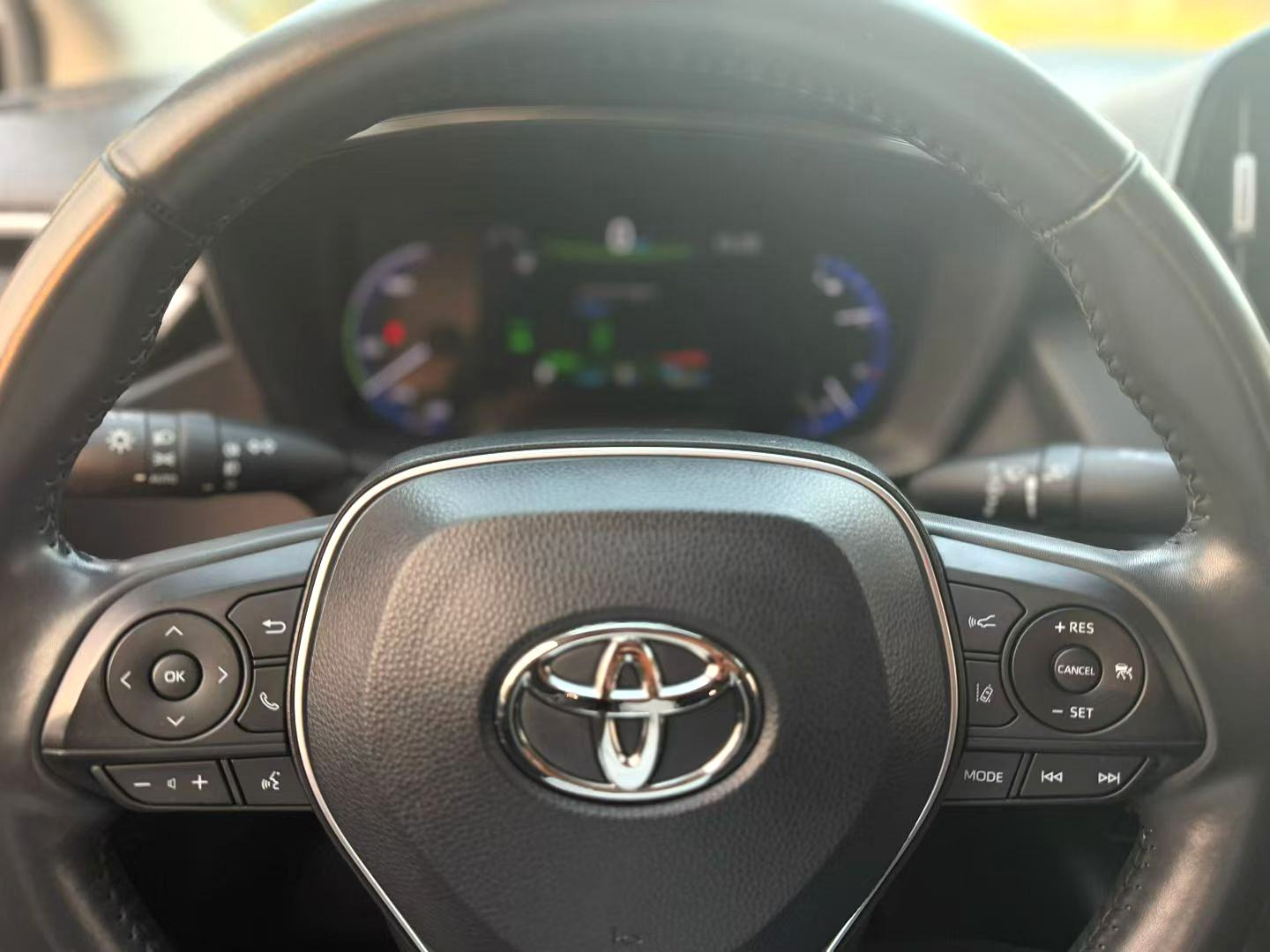 Toyota Corolla Hybrid 1.8L E CVT Флагман
