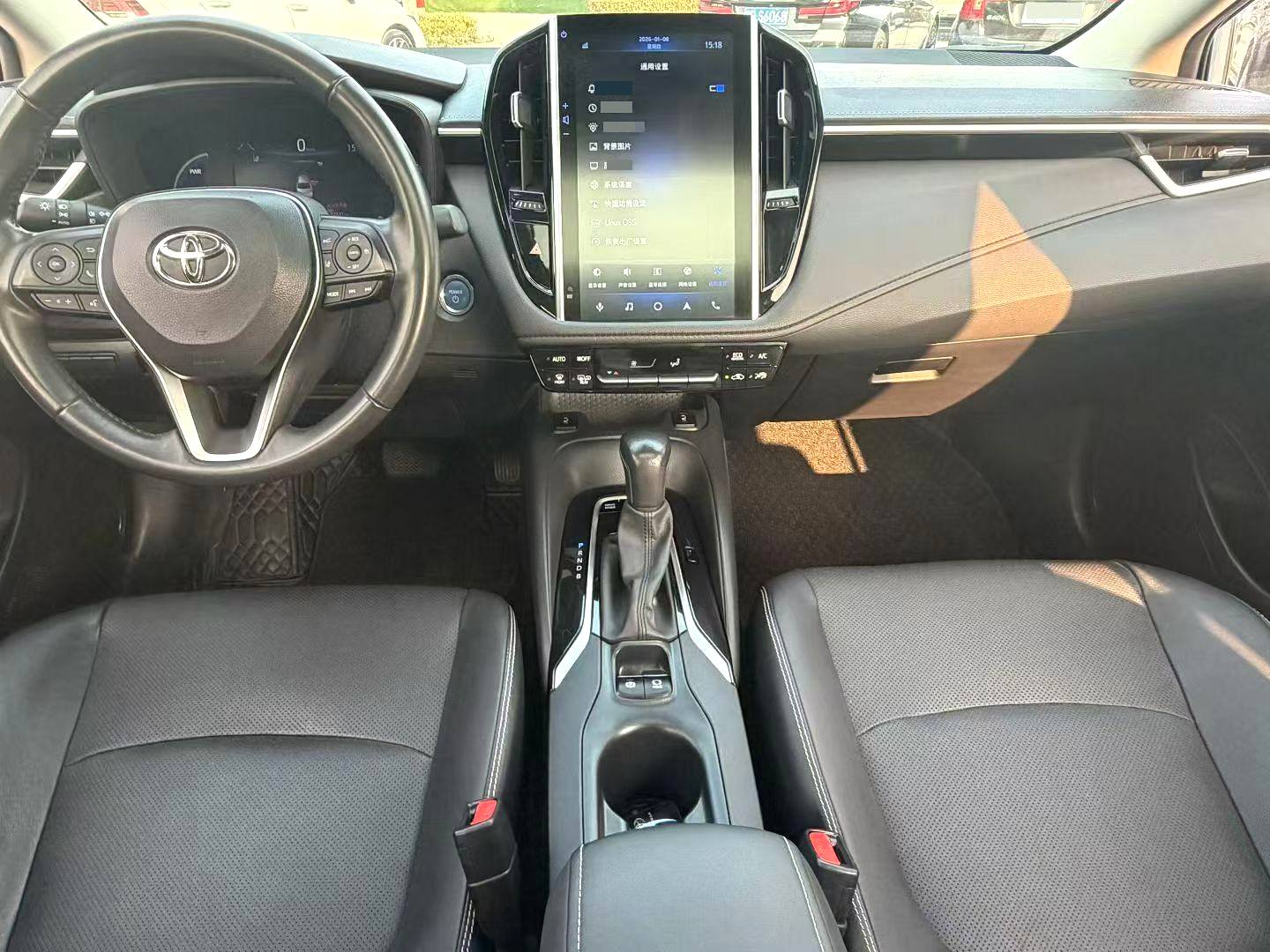 Toyota Corolla Hybrid 1.8L E CVT Флагман
