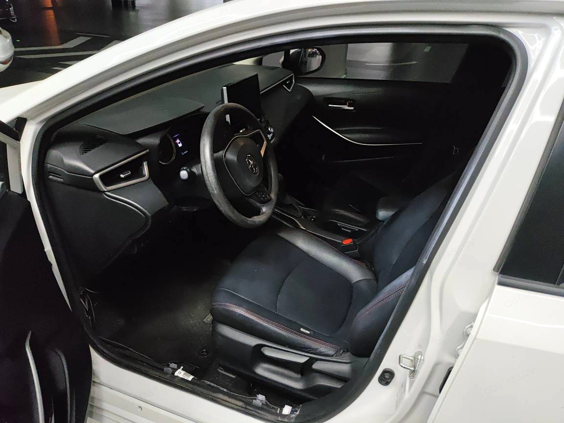 Toyota Corolla Hybrid 1.8L E CVT Флагман