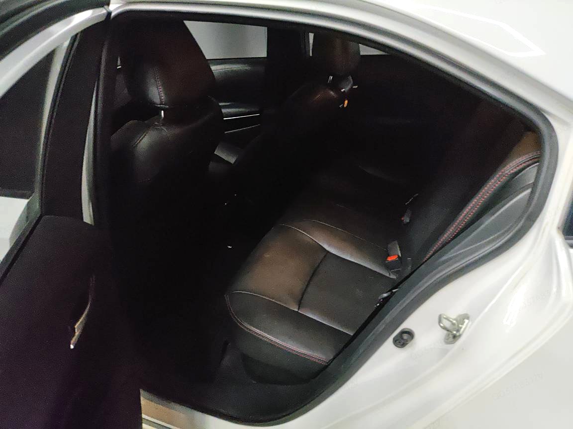 Toyota Corolla Hybrid 1.8L E CVT Флагман