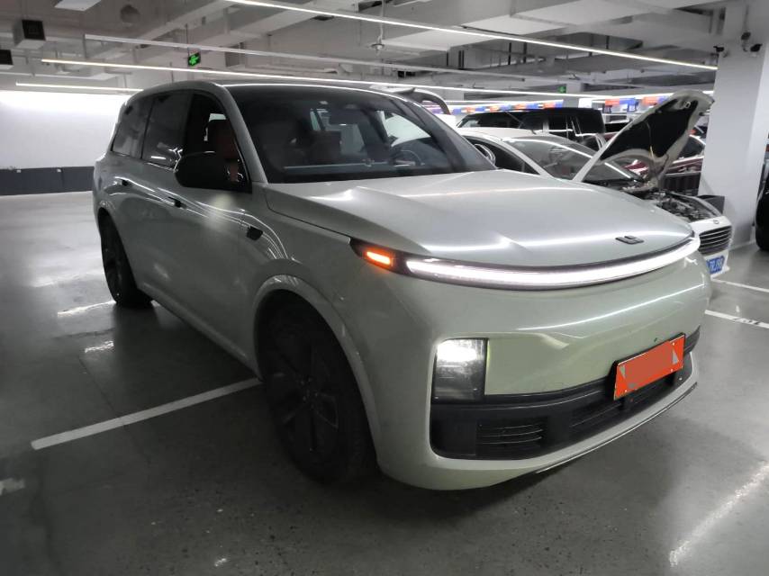 Li Auto L (Liter) 9 Pro