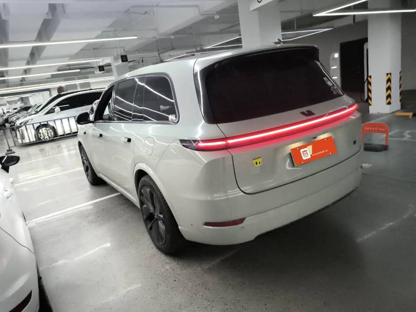 Li Auto L (Liter) 9 Pro