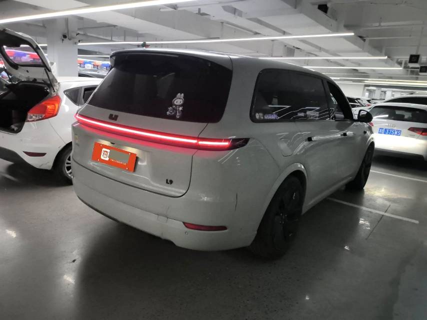 Li Auto L (Liter) 9 Pro