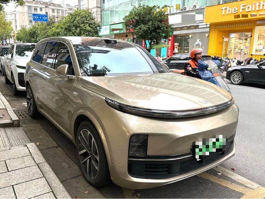Li Auto L (Liter) 9 Max