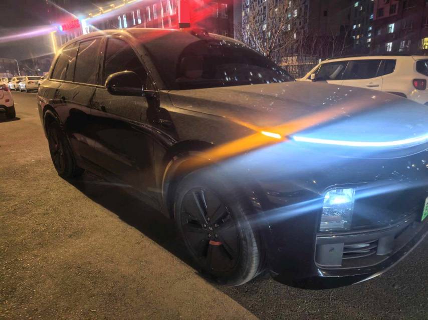 Li Auto L (Liter) 8 Max