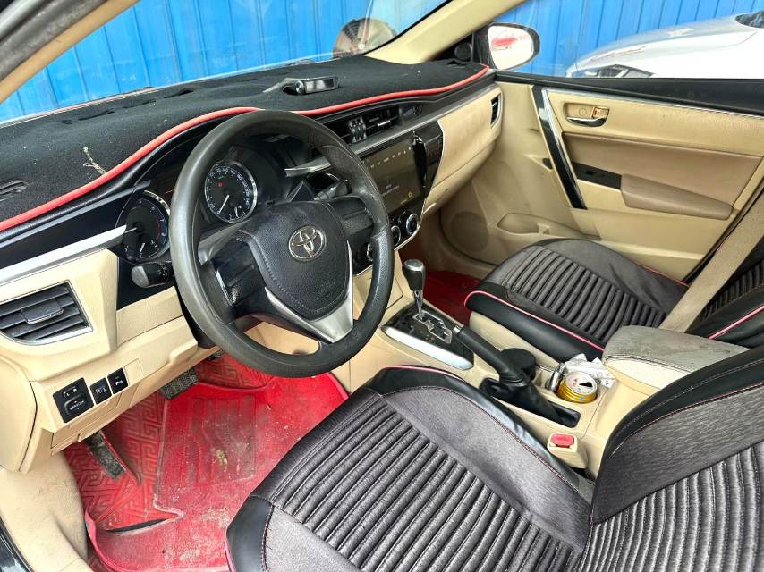 Toyota Corolla 1.6L CVT GLX i