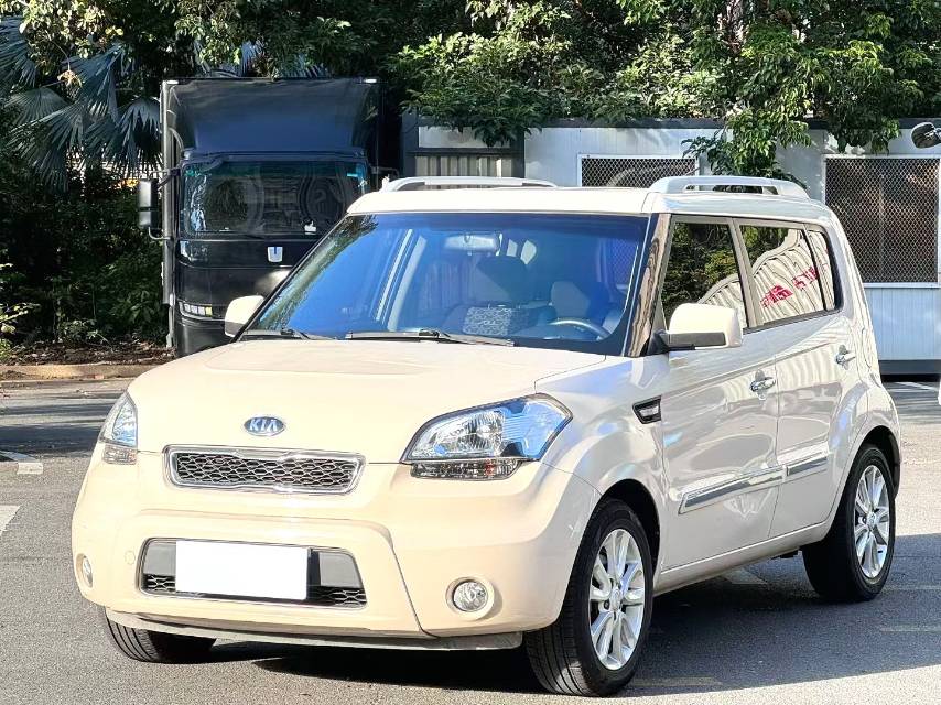 Kia 1.6L Manual Transmission GL