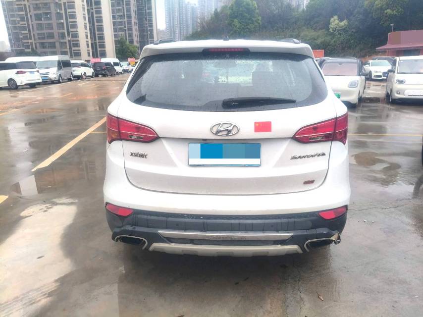 胜达 Model Year 2.4L 自动两驱舒适型 5 Seats