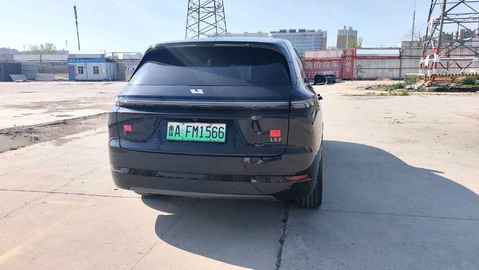 Li Auto L (Liter) 7 Ultra