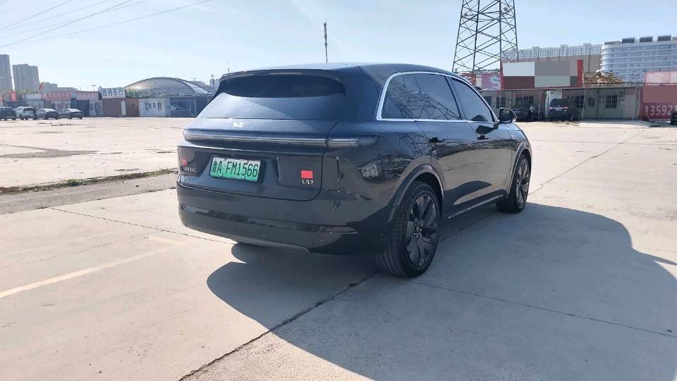 Li Auto L (Liter) 7 Ultra
