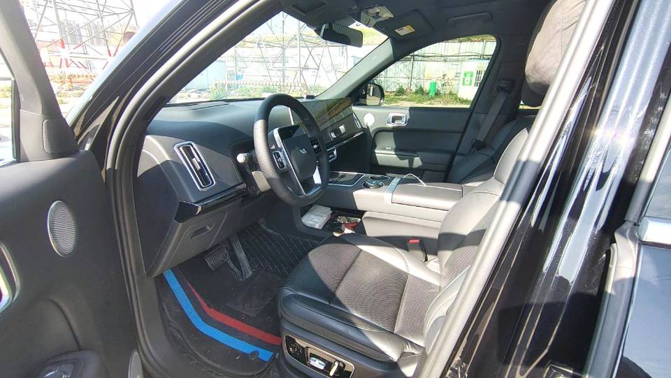 Li Auto L (Liter) 7 Ultra