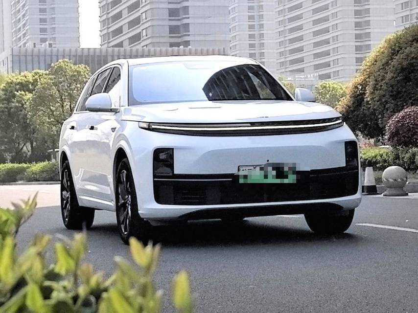 Li Auto L (Liter) 7 Air