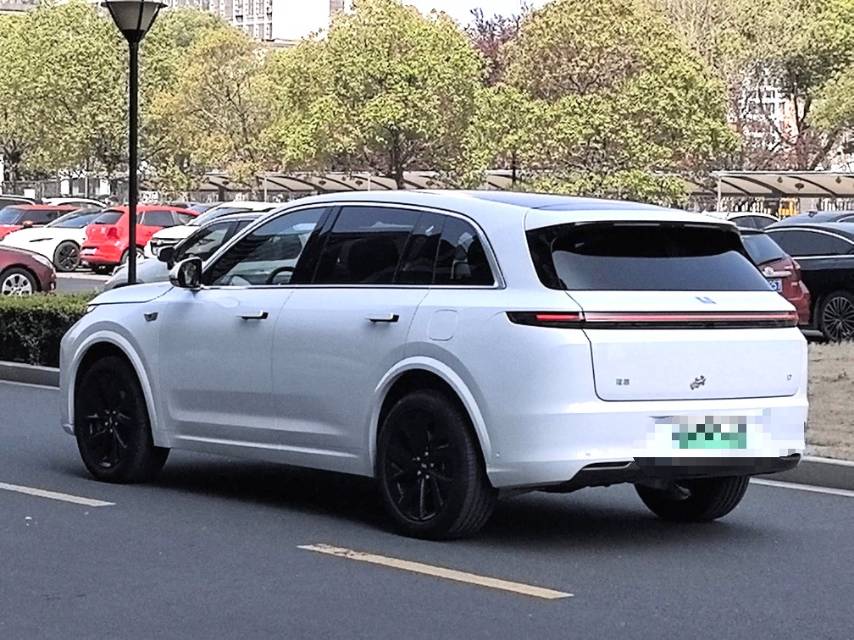 Li Auto L (Liter) 7 Air
