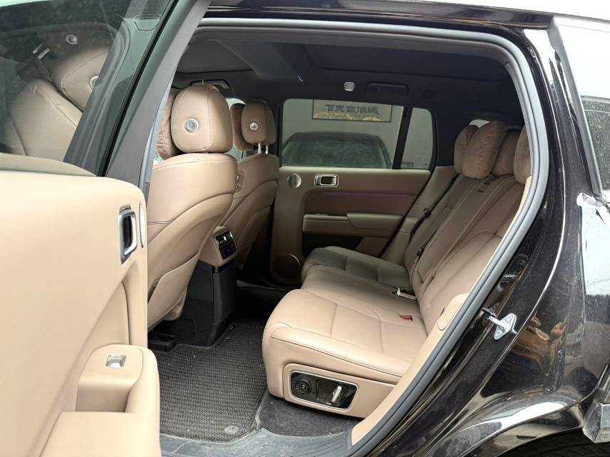 Li Auto L (Liter) 7 Max