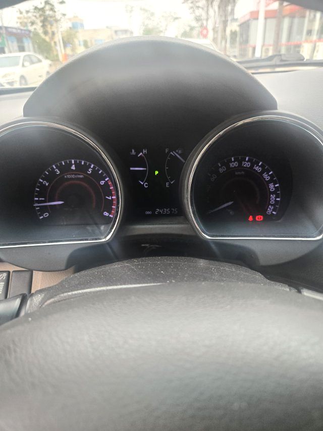 Toyota Highlander 2,7 л, 2WD, 5-местная версия Elite