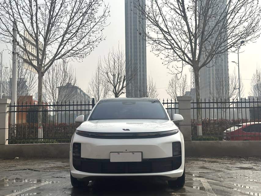 Li Auto L (Liter) 6 Pro