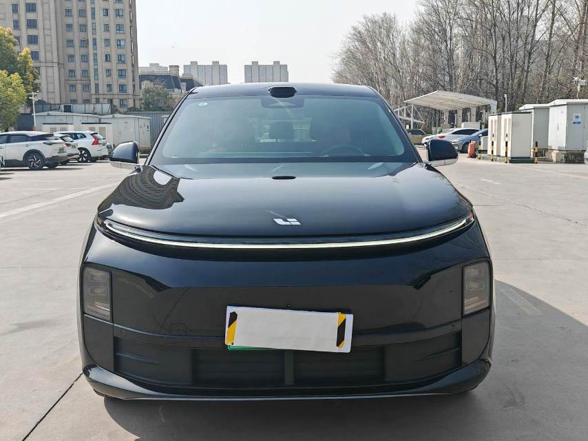 Li Auto L (литр) 6 Pro