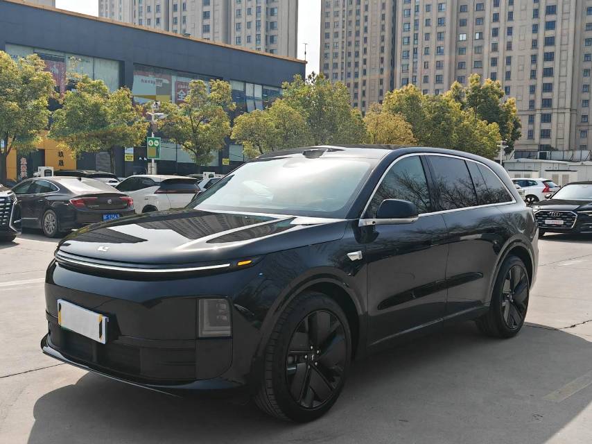 Li Auto L (литр) 6 Pro