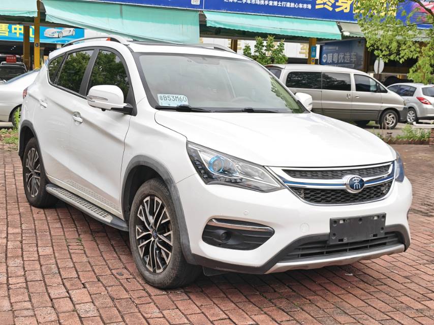 宋新能源 Model Year 宋 DM 1.5TID 全时四驱尊贵型