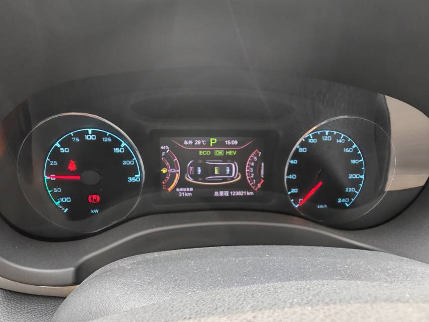 宋新能源 Model Year 宋 DM 1.5TID 全时四驱尊贵型