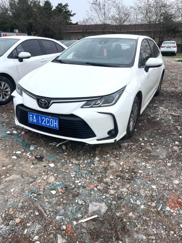 Toyota Corolla 1.2T S в комплектации CVT PLUS