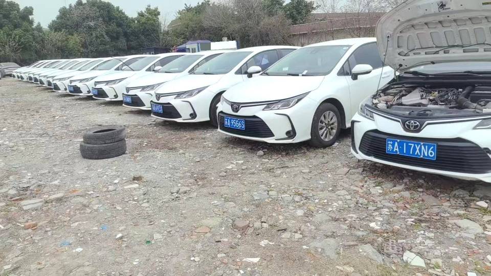 Toyota Corolla 1.2T S в комплектации CVT PLUS