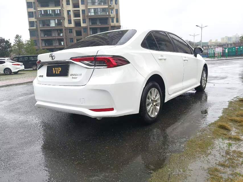 Toyota Corolla 1.2T S CVT Luxury