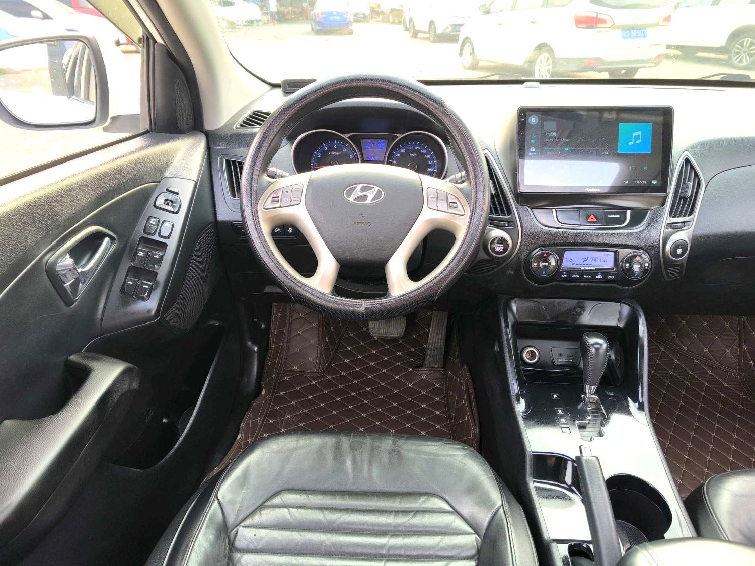 Hyundai Hyundai ix 35 2.0L Automatic2WD V