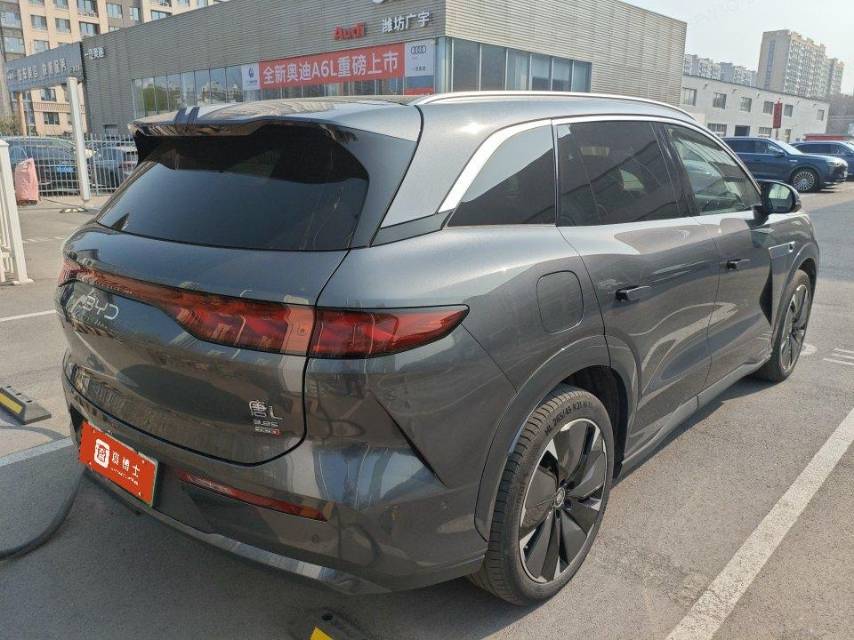 Электромобиль BYD L (Liter) с запасом хода 600 км и полным приводом