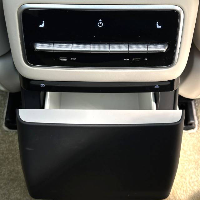 Li Auto L (Liter) 9 Pro