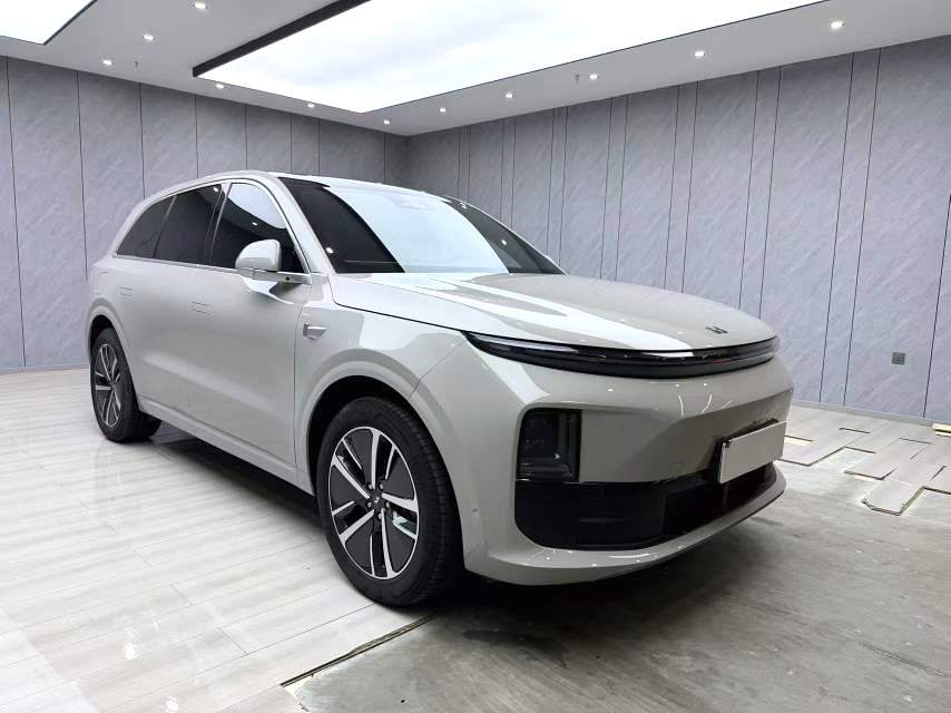 Li Auto L (литр) 6 Pro