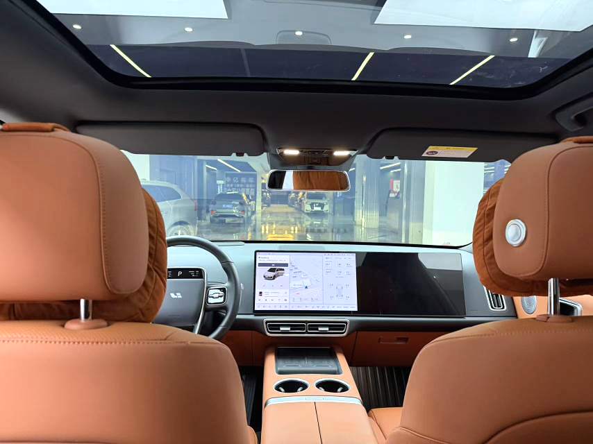 Li Auto L (литр) 6 Pro