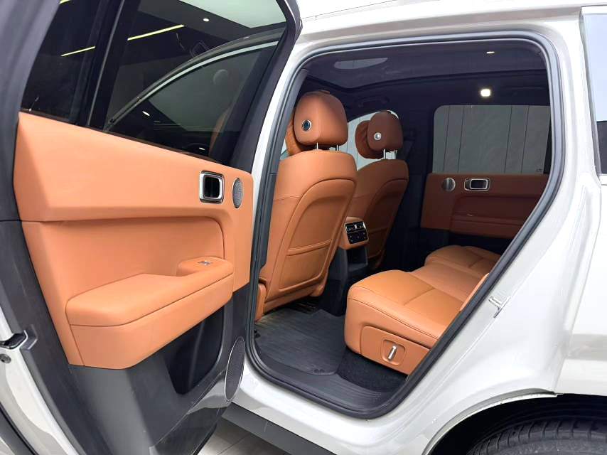 Li Auto L (литр) 6 Pro