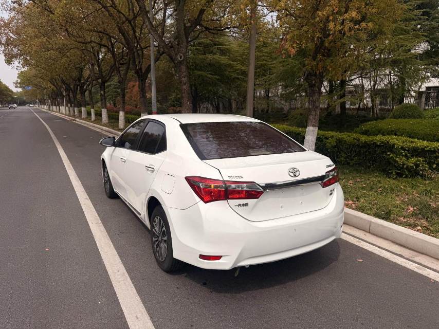 Toyota Corolla 1.2T CVT GLX i