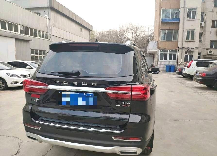 Roewe RX 8 30T 4WD