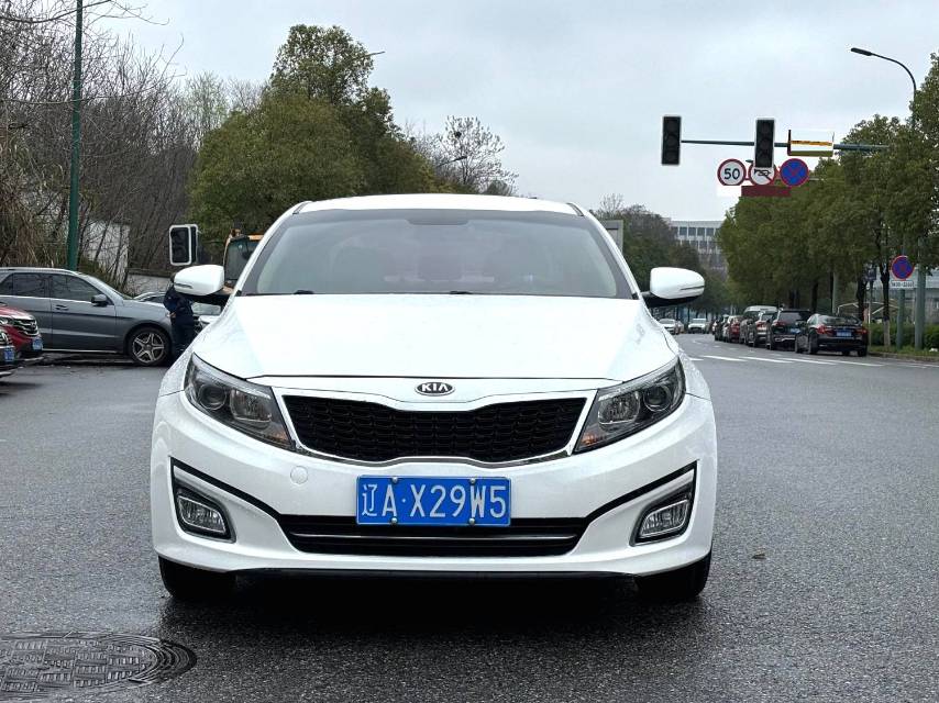 Kia K 5 Model Year 2.0L Automatic 15 周年特别版 LUX