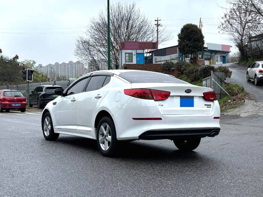Kia K 5 Model Year 2.0L Automatic 15 周年特别版 LUX