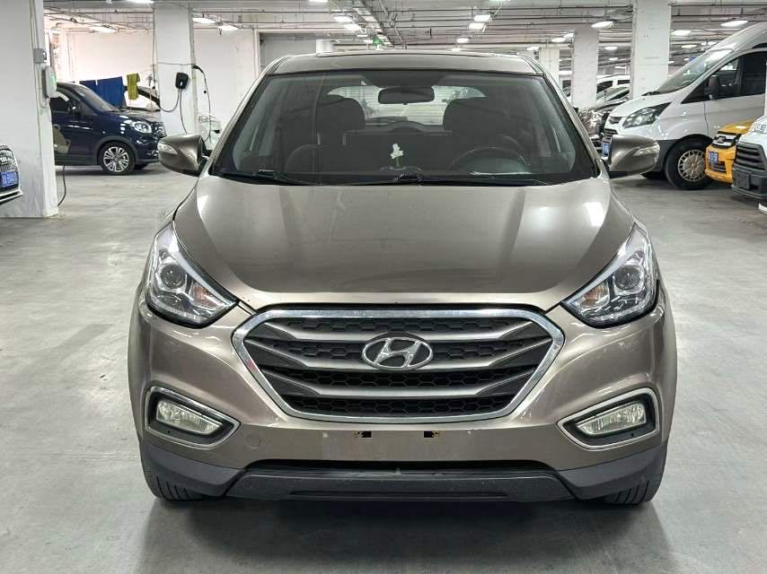北京现代 ix 35 Model Year 2.0L 自动两驱舒适型 国 V