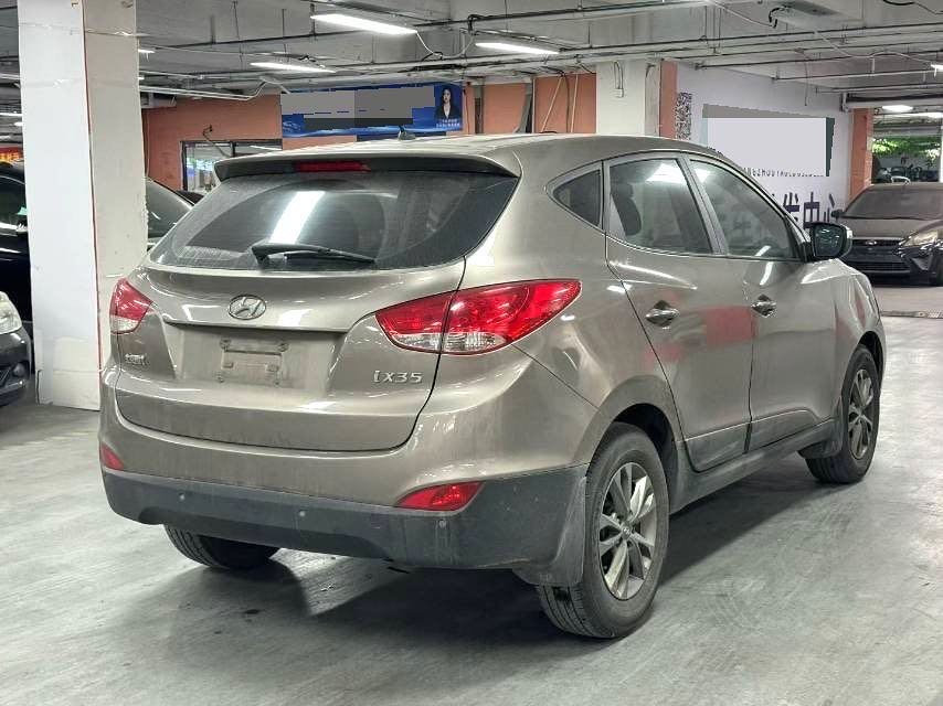 北京现代 ix 35 Model Year 2.0L 自动两驱舒适型 国 V