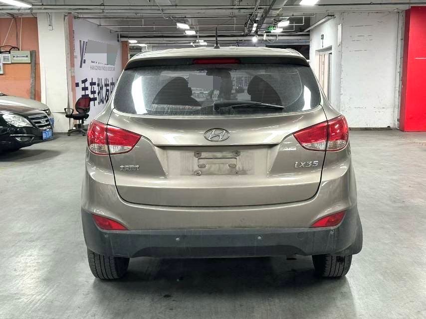 北京现代 ix 35 Model Year 2.0L 自动两驱舒适型 国 V