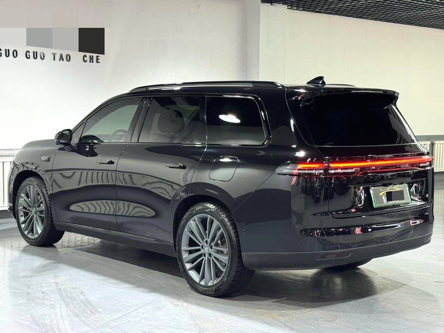 零跑 C 16 Model Year 增程 280 激光雷达智尊版 5 Seats