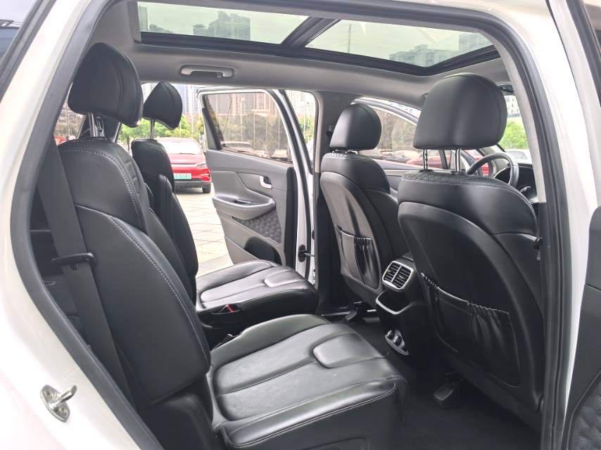 Hyundai Santa Fe 380 TGDi DLX Automatic2WD VI