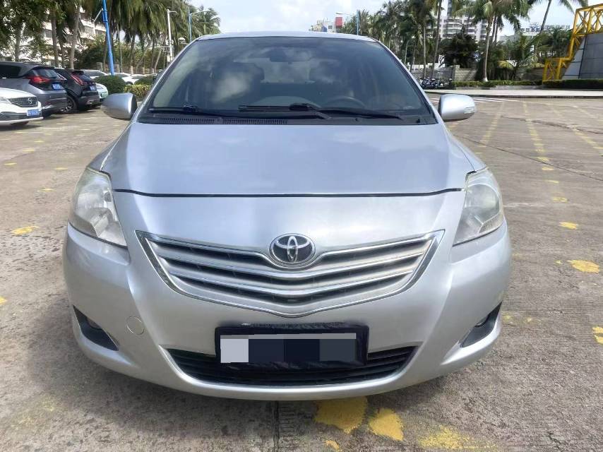 Toyota 1.6L GL i Automatic Transmission