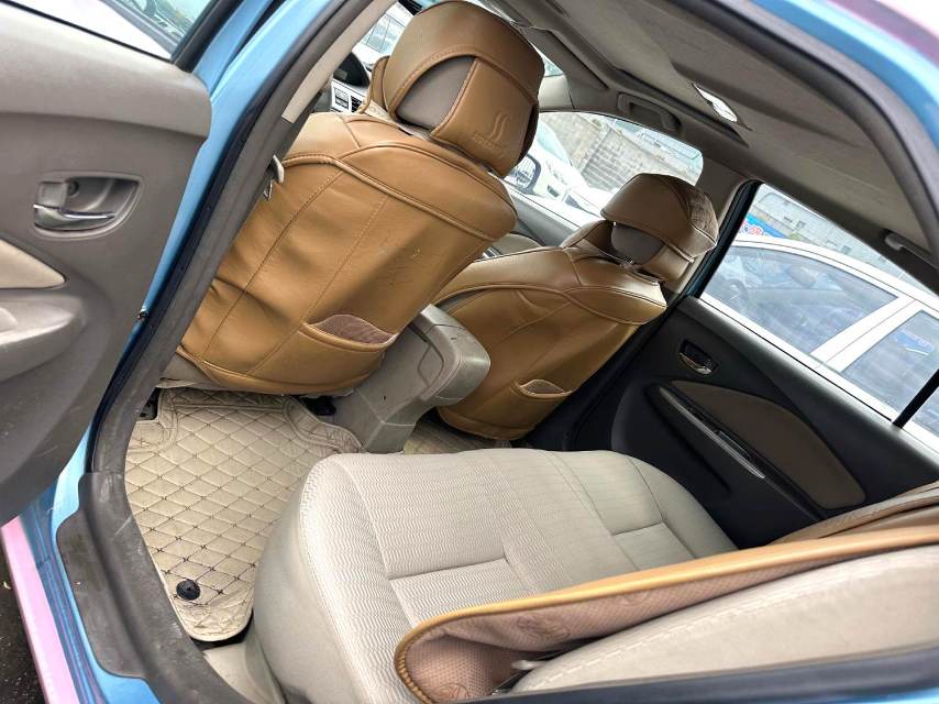 Toyota 1.6L GL i Automatic Transmission