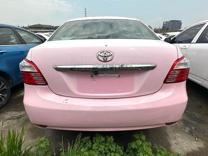 Toyota 1.6L GL i Automatic Transmission