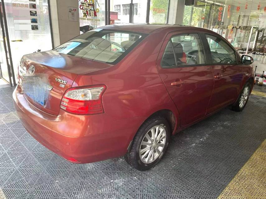Toyota 1.6L GLX i Automatic Transmission